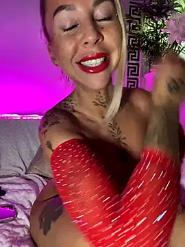 Snapshot of CheekyChels chatting on September 22, 2025, 12:49 am CheekyChels online show from September 22, 2025, 12:49 am