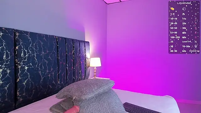 Snapshot of kathy_bakerr chatting on September 28, 2025, 2:35 pm kathy bakerr online show from September 28, 2025, 2:35 pm