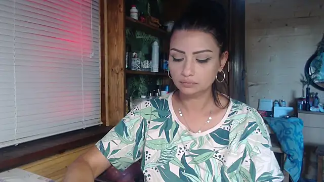 rosse26830 online show from September 22, 2025, 2:56 pm