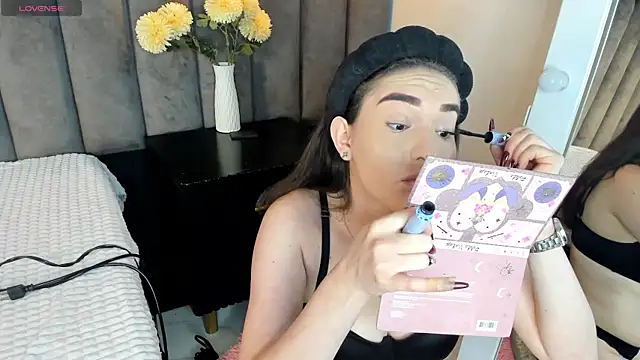 chelsea bolton  online show from November 13, 2025, 12:31 pm