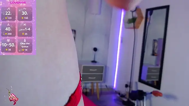 madison oli online show from December 4, 2025, 4:06 pm