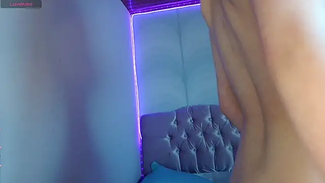 madison oli online show from March 21, 2025, 6:16 am