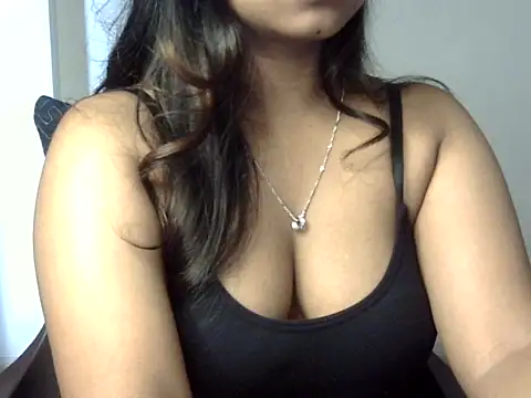 Niyaa77 online show from October 5, 2025, 3:19 am