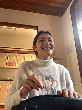 Snapshot of Aleska_Miami chatting on September 29, 2025, 2:12 pm Aleska Miami online show from September 29, 2025, 2:12 pm