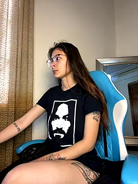 Snapshot of Aleska_Miami chatting on October 2, 2025, 1:58 pm Aleska Miami online show from October 2, 2025, 1:58 pm