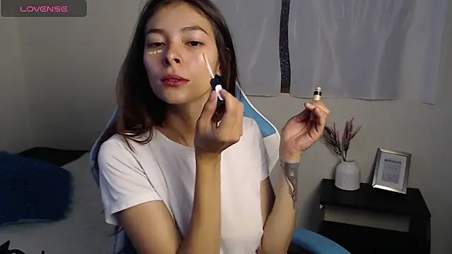 Snapshot of Aleska_Miami chatting on March 21, 2025, 3:02 pm Aleska Miami online show from March 21, 2025, 3:02 pm