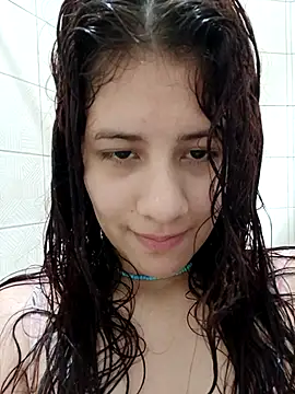 Snapshot of MiaQueen021 chatting on October 2, 2025, 6:55 pm MiaQueen021 online show from October 2, 2025, 6:55 pm