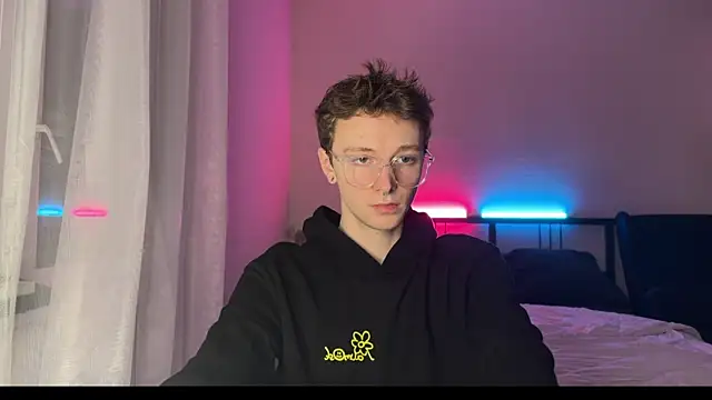 Snapshot of Calvin_Polanski chatting on January 19, 2025, 8:19 pm Calvin Polanski online show from January 19, 2025, 8:19 pm