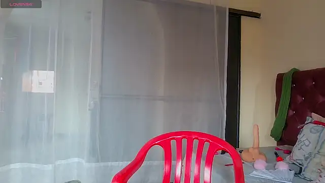 boysLittle online show from April 14, 2026, 9:09 pm