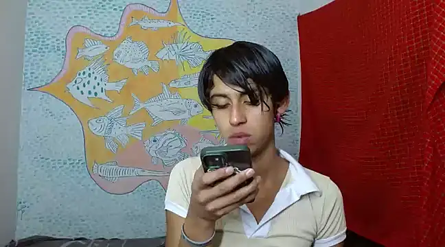 Snapshot of boysLittle chatting on March 9, 2025, 12:31 pm boysLittle online show from March 9, 2025, 12:31 pm