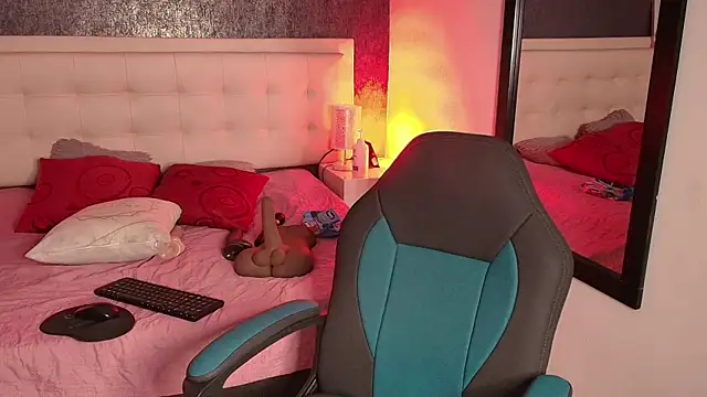 Snapshot of gabriela_cortez chatting on March 14, 2025, 10:38 pm gabriela cortez online show from March 14, 2025, 10:38 pm