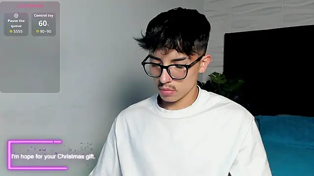 tim  fox online show from December 22, 2025, 11:43 am