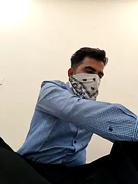 13lusty online show from March 18, 2025, 7:12 am