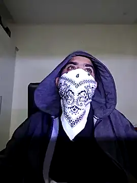 13lusty online show from March 4, 2025, 5:53 am