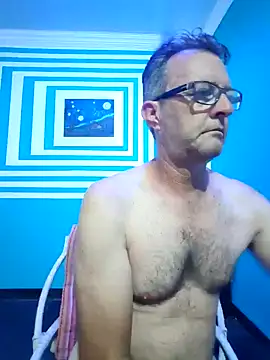 Snapshot of itsmeyes69 chatting on January 23, 2025, 9:18 pm itsmeyes69 online show from January 23, 2025, 9:18 pm