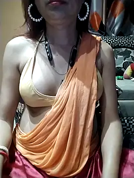 Snapshot of SANA-LEONI chatting on November 27, 2025, 3:23 pm SANA-LEONI online show from November 27, 2025, 3:23 pm