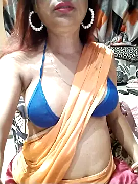 Snapshot of SANA-LEONI chatting on October 31, 2025, 2:57 pm SANA-LEONI online show from October 31, 2025, 2:57 pm