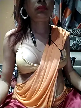 Snapshot of SANA-LEONI chatting on November 20, 2025, 3:02 pm SANA-LEONI online show from November 20, 2025, 3:02 pm