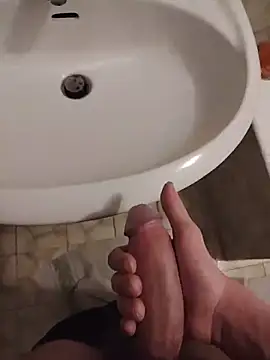 StirringOomph online show from February 16, 2026, 1:26 am