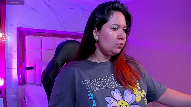 zoes milee online show from April 29, 2026, 11:47 am