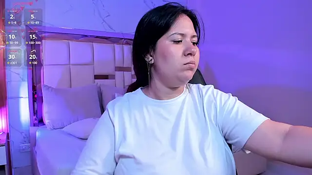 zoes milee online show from April 1, 2026, 11:33 am