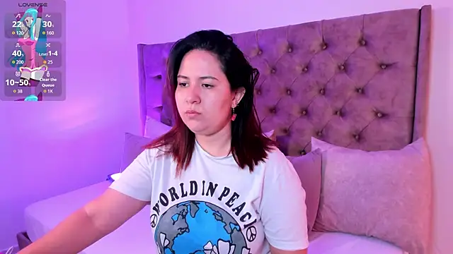 zoes milee online show from October 22, 2025, 11:20 am