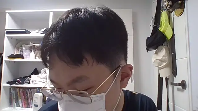 chaycer online show from March 1, 2025, 4:44 pm