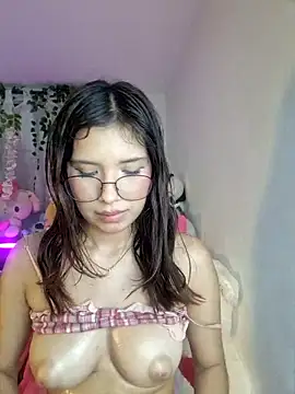 Snapshot of Selesumii chatting on March 14, 2025, 6:32 am Selesumii online show from March 14, 2025, 6:32 am