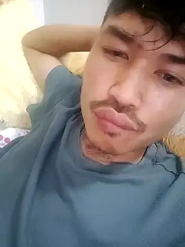 Snapshot of MysticalTylerAKXylo chatting on September 21, 2025, 2:11 pm MysticalTylerAKXylo online show from September 21, 2025, 2:11 pm