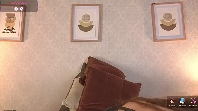 Snapshot of Veronica_simons chatting on November 15, 2025, 11:31 pm Veronica simons online show from November 15, 2025, 11:31 pm