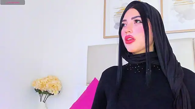 taylorsmiiith  online show from April 9, 2026, 7:31 pm