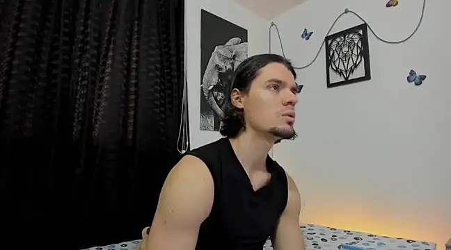 maxi styles online show from March 11, 2025, 8:53 pm