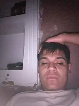 Snapshot of Elkjai17 chatting on November 17, 2025, 2:48 am Elkjai17 online show from November 17, 2025, 2:48 am