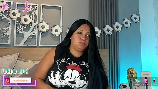 Elise-Leyton online show from June 16, 2026, 8:53 pm