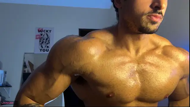 Lucasfit24 online show from May 18, 2026, 3:17 am