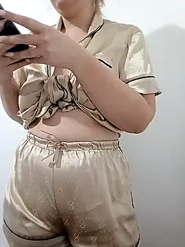 blondaf online show from February 5, 2025, 7:10 pm