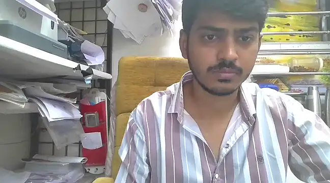 Snapshot of cute_modell chatting on March 12, 2025, 8:19 am cute modell online show from March 12, 2025, 8:19 am