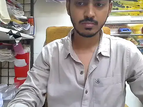 Snapshot of cute_modell chatting on September 27, 2025, 12:33 pm cute modell online show from September 27, 2025, 12:33 pm