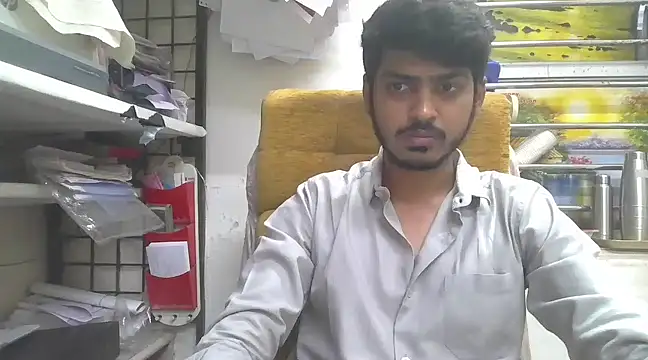 Snapshot of cute_modell chatting on February 26, 2025, 10:16 am cute modell online show from February 26, 2025, 10:16 am