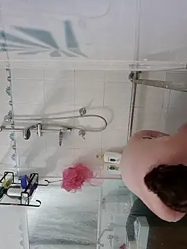 Laurajade9 online show from January 15, 2025, 12:47 pm