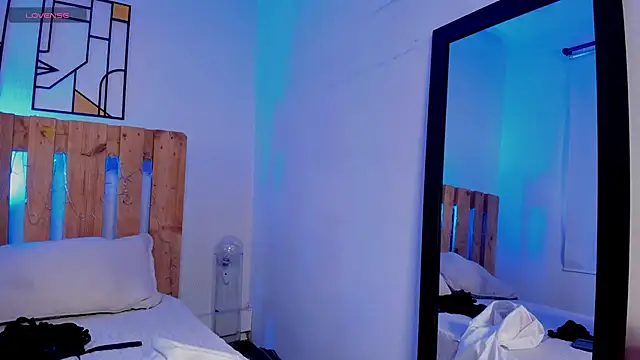 Snapshot of coral_jonesss chatting on September 13, 2025, 3:45 pm coral jonesss online show from September 13, 2025, 3:45 pm