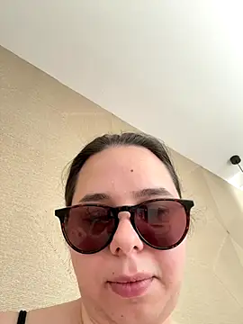 Snapshot of Teasingsarah chatting on October 10, 2025, 11:55 am Teasingsarah online show from October 10, 2025, 11:55 am