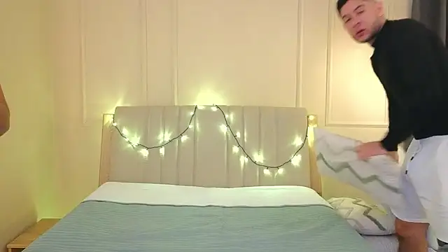 Snapshot of mr_danni chatting on November 24, 2025, 8:53 pm mr danni online show from November 24, 2025, 8:53 pm