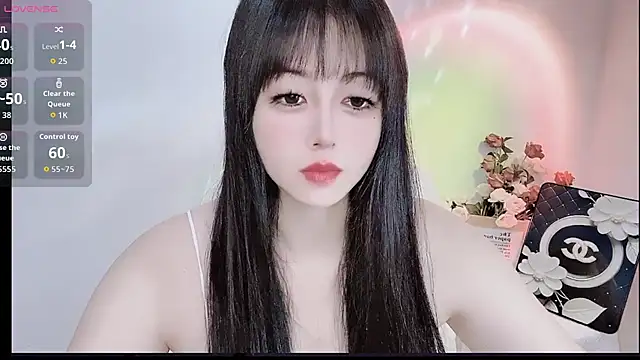 LiLiLily online show from October 20, 2025, 6:04 am