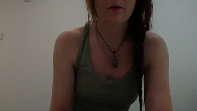 Snapshot of LittleMissFoxx chatting on March 7, 2025, 7:38 pm LittleMissFoxx online show from March 7, 2025, 7:38 pm