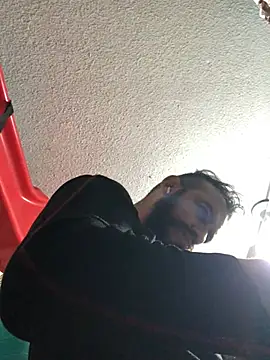 Snapshot of leonardohot1987 chatting on January 21, 2025, 5:16 am leonardohot1987 online show from January 21, 2025, 5:16 am