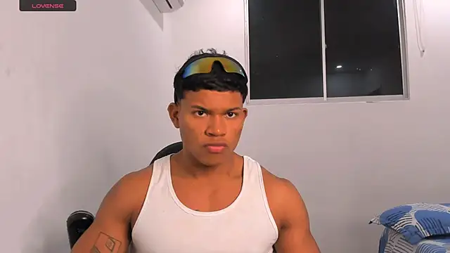 Snapshot of maxsteel177 chatting on March 12, 2025, 12:09 am maxsteel177 online show from March 12, 2025, 12:09 am