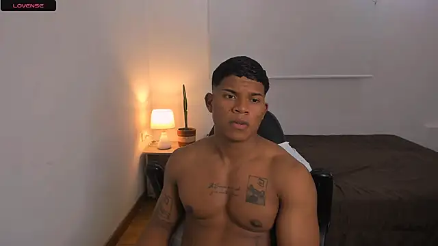 Snapshot of maxsteel177 chatting on January 27, 2025, 11:22 pm maxsteel177 online show from January 27, 2025, 11:22 pm