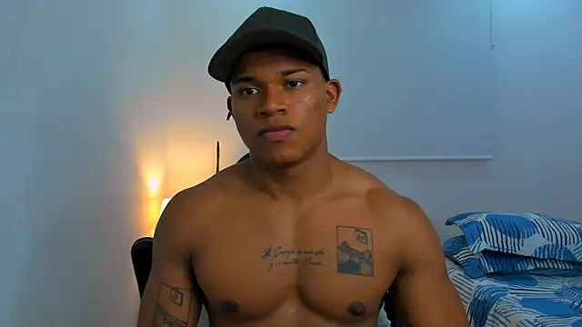 Snapshot of maxsteel177 chatting on March 22, 2025, 12:28 am maxsteel177 online show from March 22, 2025, 12:28 am