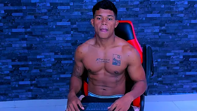 Snapshot of maxsteel177 chatting on December 1, 2025, 3:02 pm maxsteel177 online show from December 1, 2025, 3:02 pm